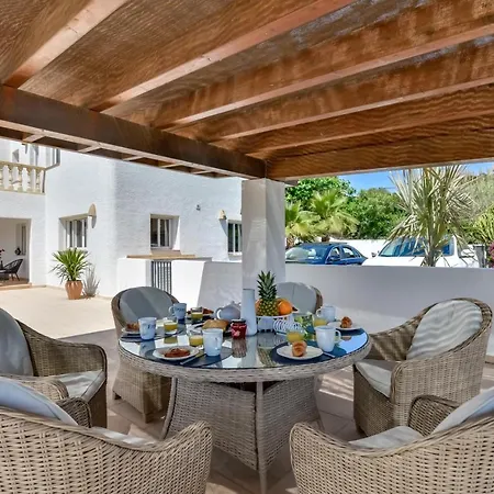 At347 Sorensen Villa